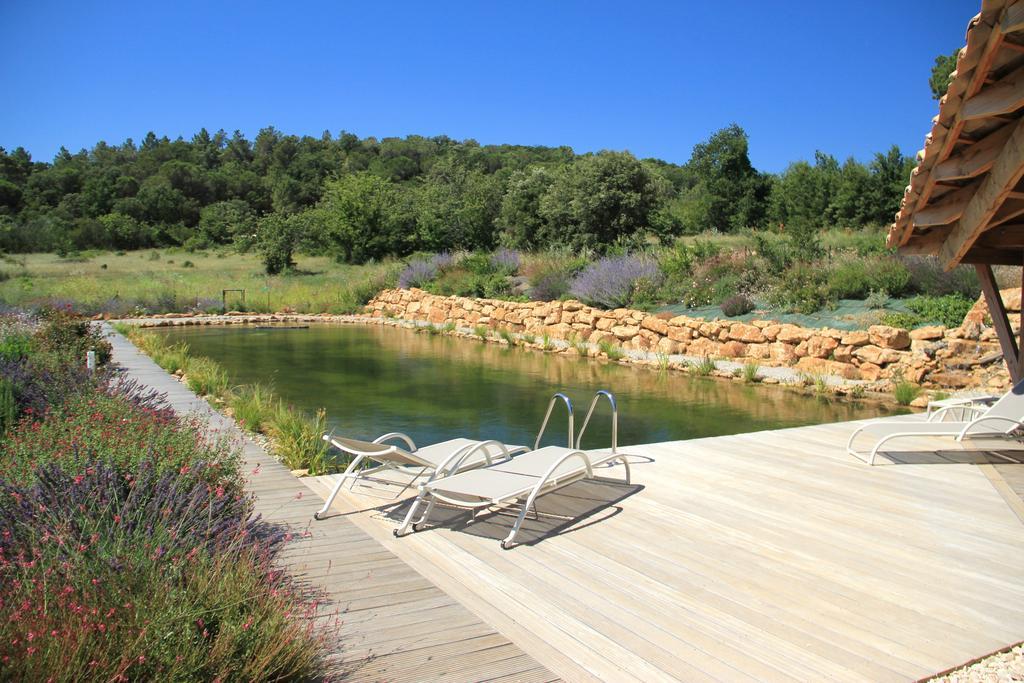 Hollyoaks Estate Hotel Saint-Pons-la-Calm Exterior foto